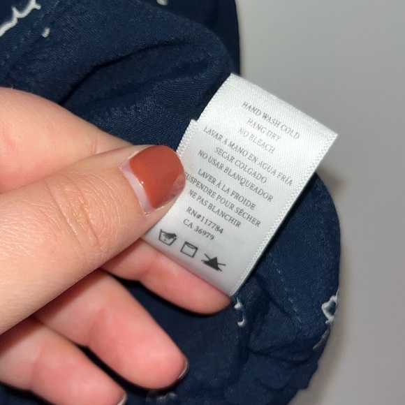 RAILS NWT Navy Blue & White Beaux Butterflies Long Sleeve Blouse in Size Small - Picture 11 of 12